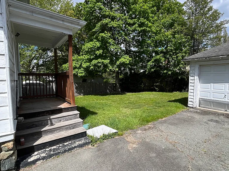 14 Hammondswood Rd #2 — Photo 3
