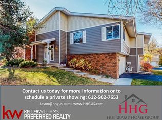9609 Brighton Ln, Eden Prairie, MN 55347
