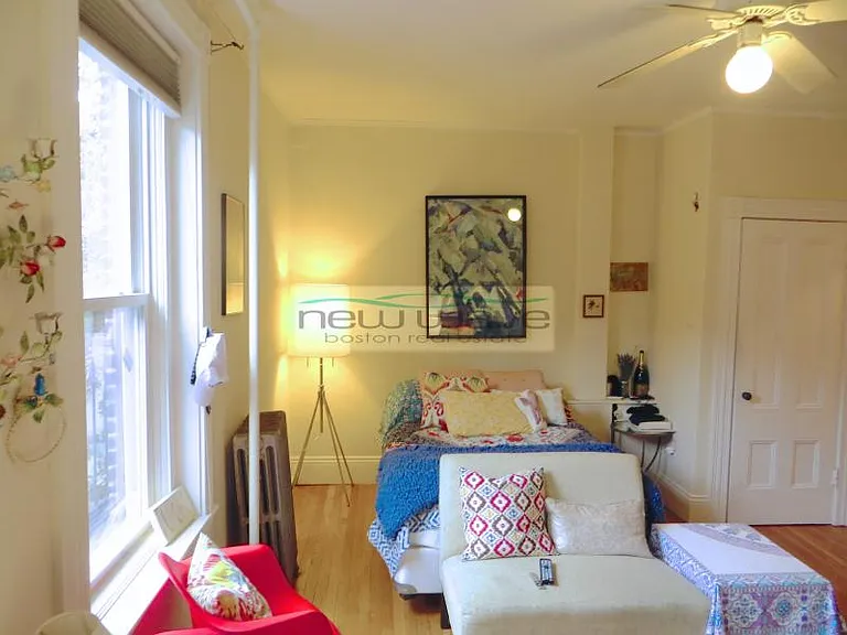 6 Symphony Rd #3 — Photo 4