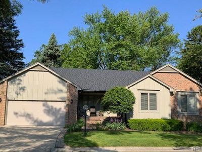 995 Stratford Pl, Bloomfield Hills, MI, 48304