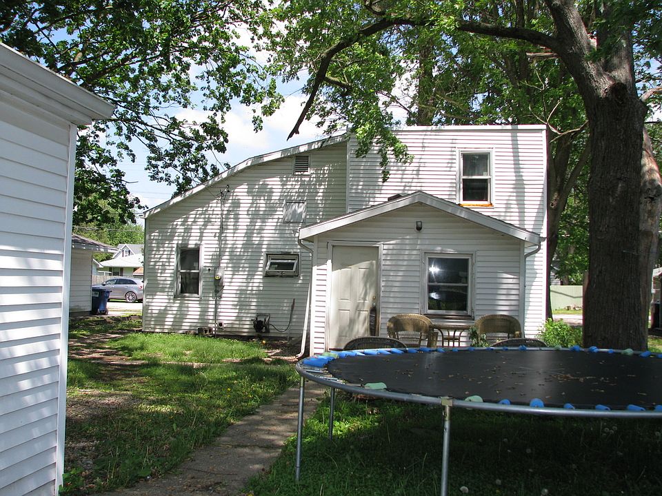 309 E Overton St, Tuscola, IL 61953 Zillow