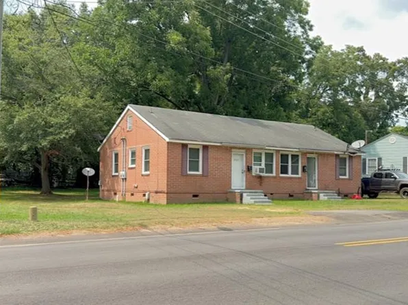 921/931 Berry St NE, Orangeburg, SC 29115