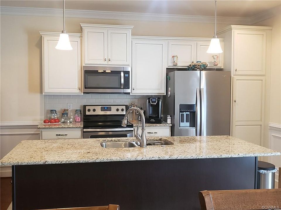 1st image of 7335 Pebble Lake Dr #2