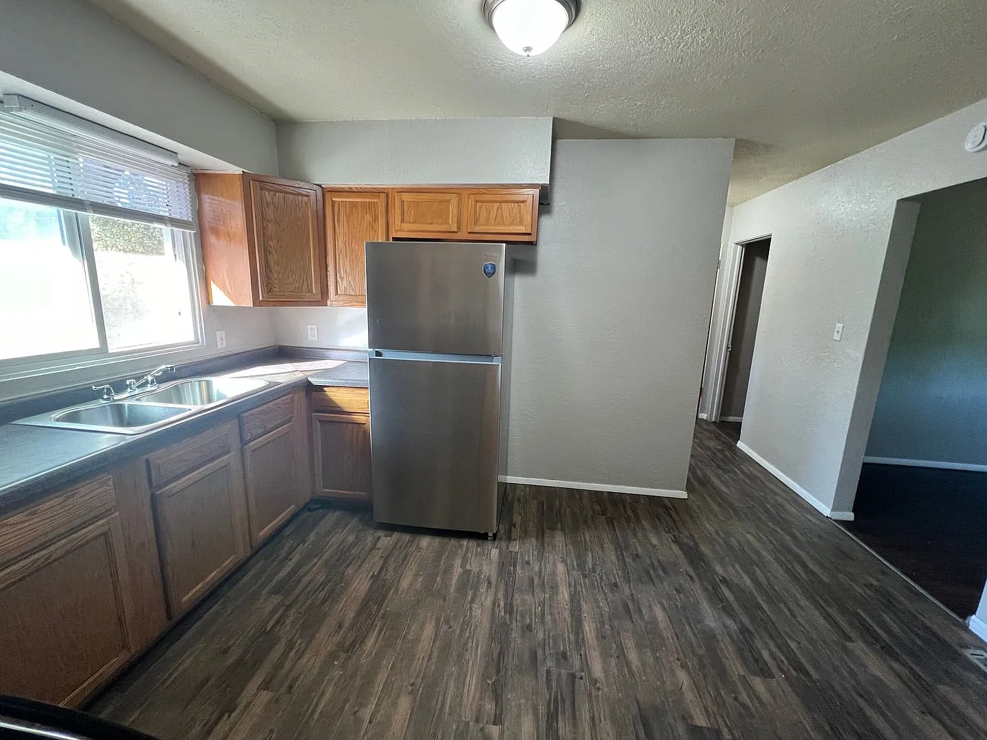 215 Miriam Drive, Waterloo — Photo 4