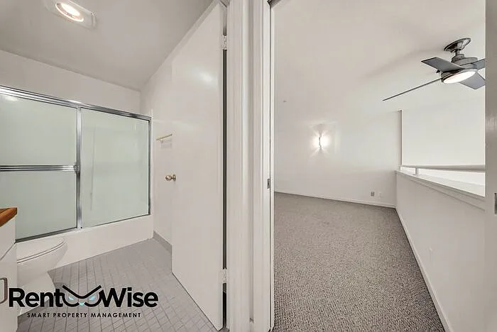 68 McCoppin St #8 — Photo 14