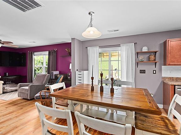 5th image of 1671 Carthage Ln