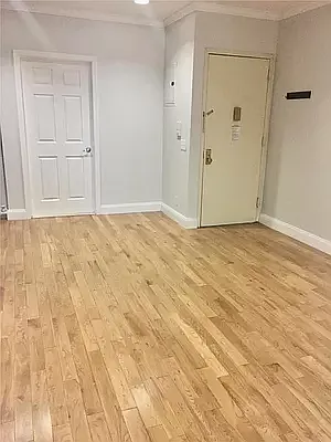 Rented by R New York | media 30