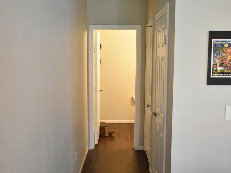 7905 Brookside Falls Ct — Photo 11