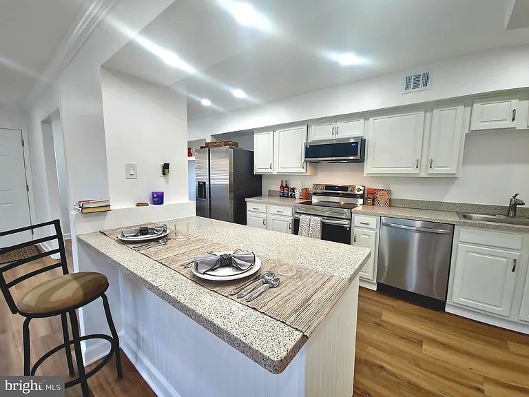 3815 Monte Vista Pl #98E — Photo 8