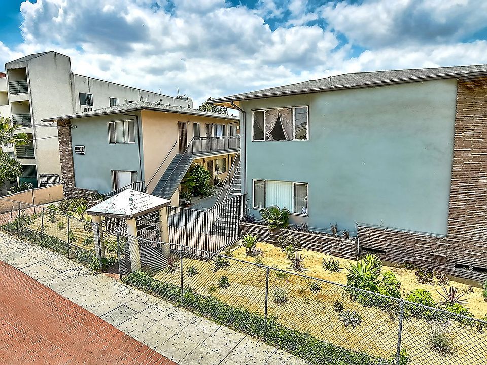 1st image of 251 S Loma Dr #23