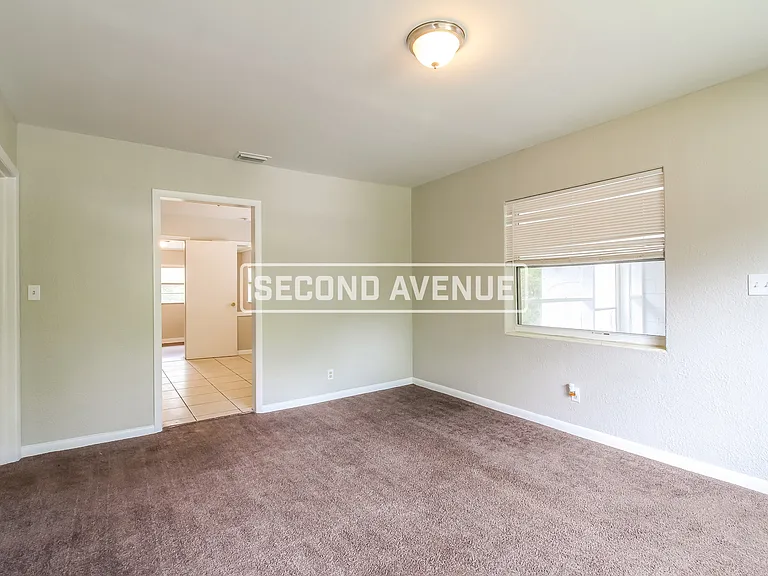 1544 Breton Rd — Photo 8