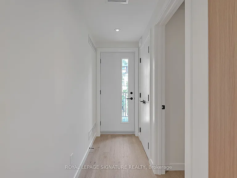 1254 Davenport Rd #4 — Photo 2