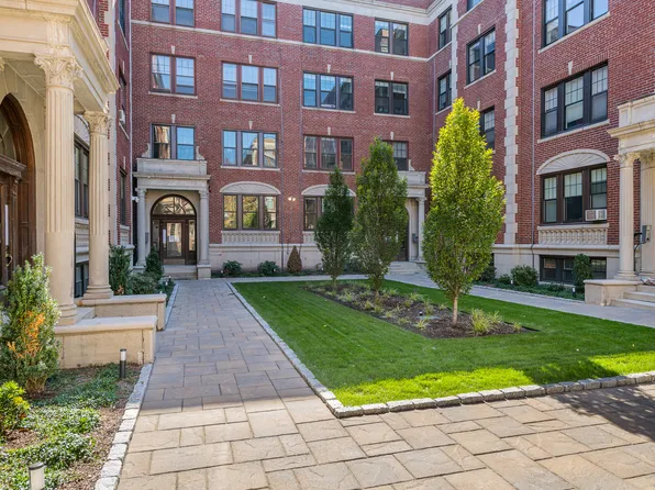 19 Forest St, Cambridge, MA