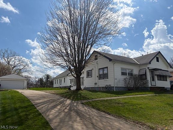 3rd image of 4419 Lincoln Ave