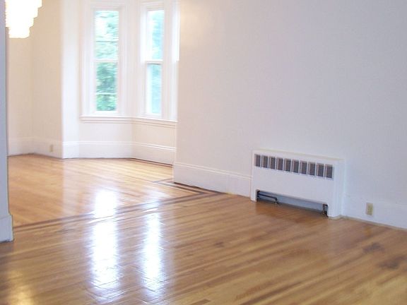 living room to dining room