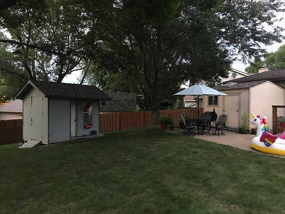 5th image of 910 Cody Cir