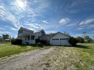 1214 W Market St, Salem, IN 47167