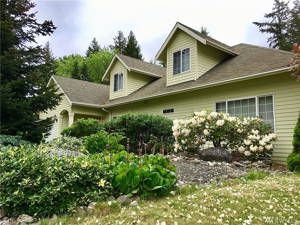 1st image of 16709 NE 9th St