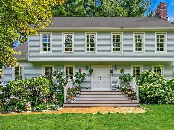 3rd image of 44 Gilmore Rd