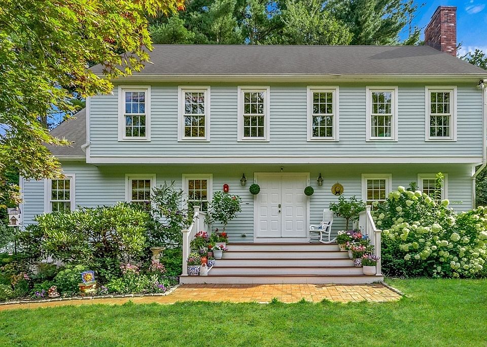 1st image of 44 Gilmore Rd