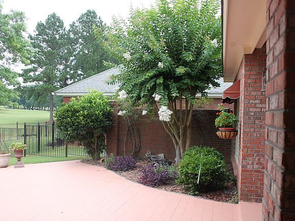 4th image of 8820 Green Chase Dr