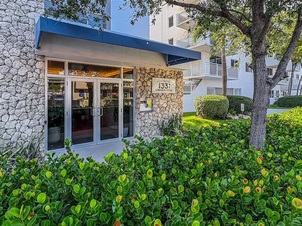 1331 Lincoln Rd APT 704, Miami Beach, FL 33139