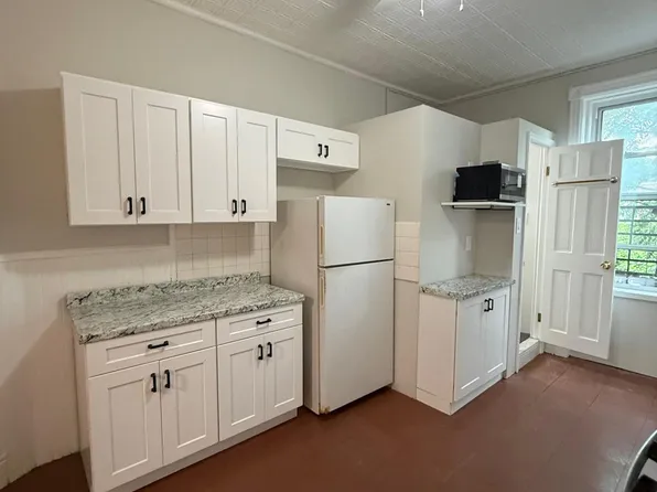 101 Sussex St APT 3R, Jersey City, NJ 07302