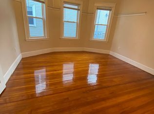 32 Raven St #1, Boston, MA 02125