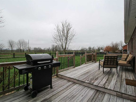 4th image of 140 General Cleburne Dr, Richmond, Ky 40475