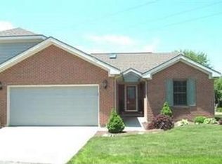 2000 Waterfall Ln, Vandalia, OH 45377
