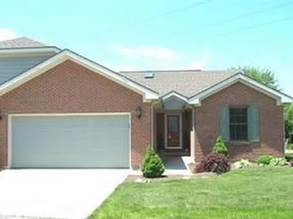 2000 Waterfall Ln, Vandalia, OH 45377