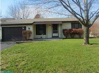 8715 Ripton Dr, Powell, OH 43065