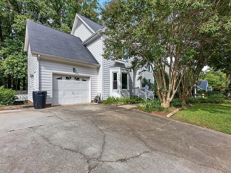 303 Cary Pines Dr — Photo 27