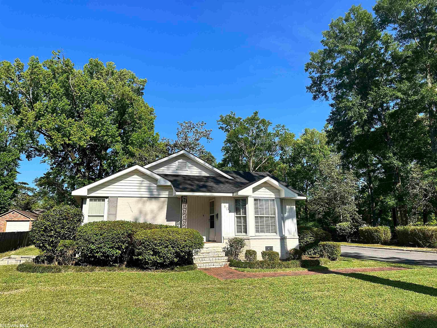 800 Belleville Ave, Brewton, AL 36426 Zillow