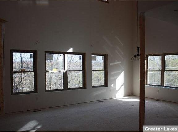 4th image of 16482 Park Estates Drive