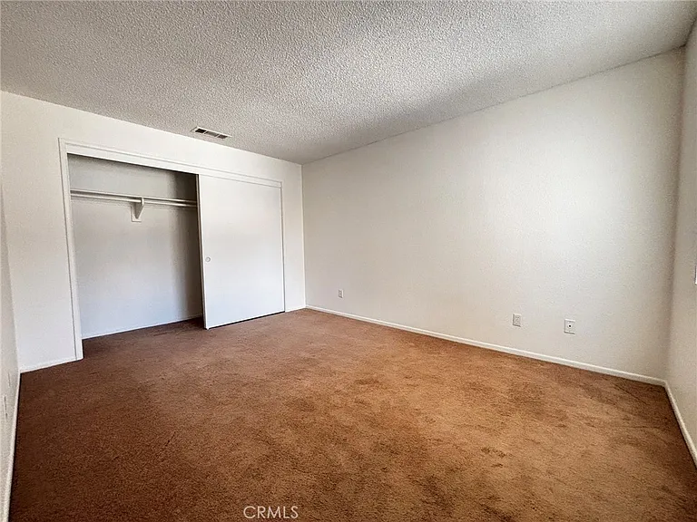 743 Evergreen St — Photo 12