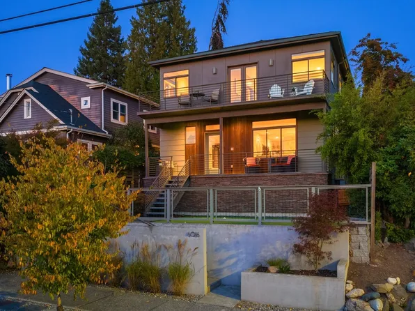 6016 48th Avenue SW, Seattle, WA 98136
