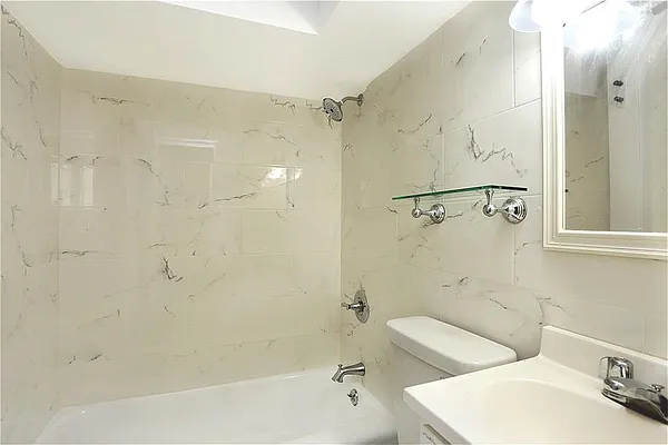 Sold by R New York | media 11