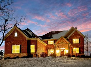 23270 Enclave Ln, Barrington, IL 60010