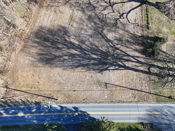 1217 Hunsicker Rd, Lancaster, PA 17601