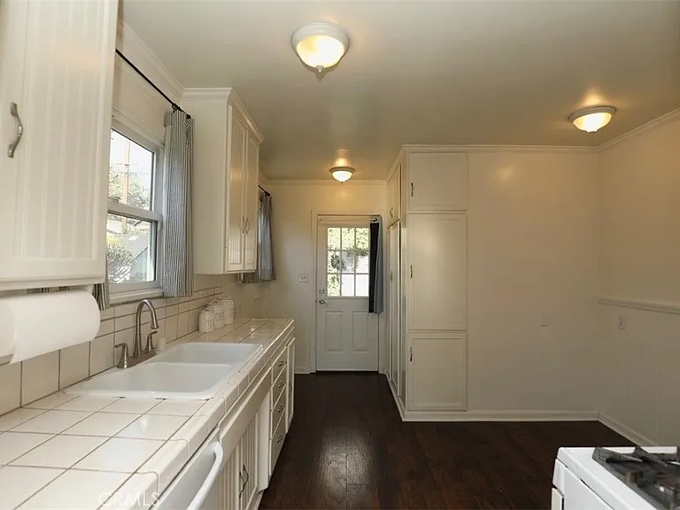 14461 Cullen — Photo 6