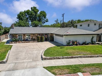 927 E Fairway Dr, Orange, CA, 92866