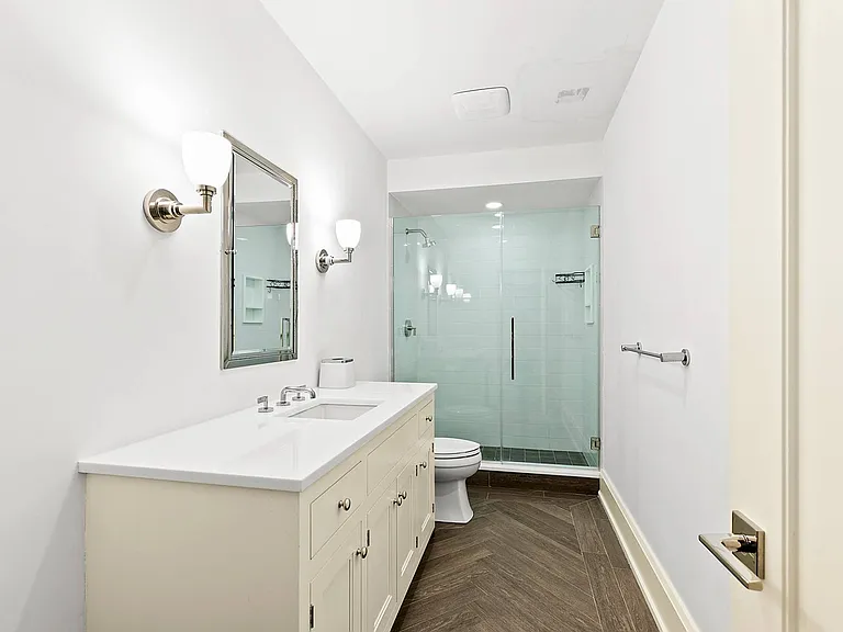 11 Farrell Ct — Photo 30