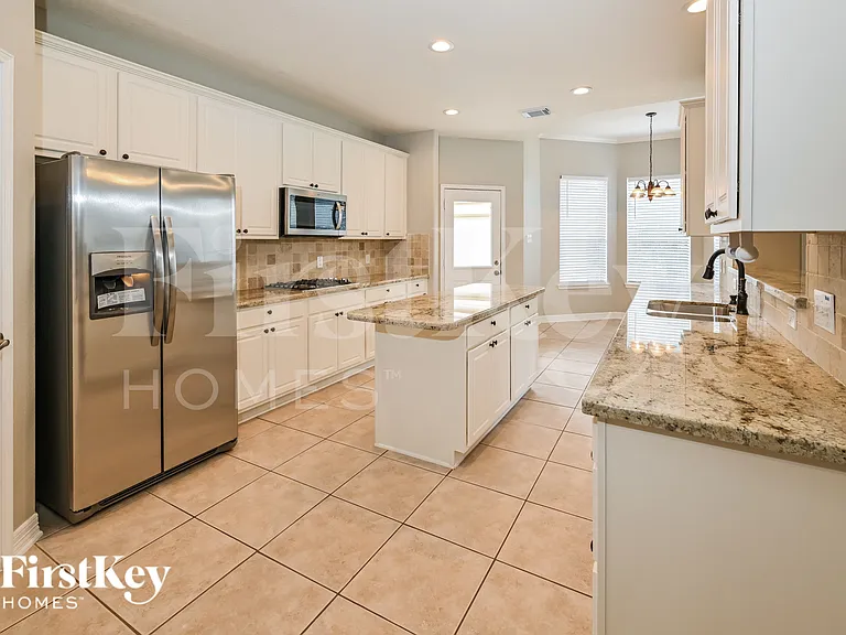 17714 Meadow Crossing Ln — Photo 8