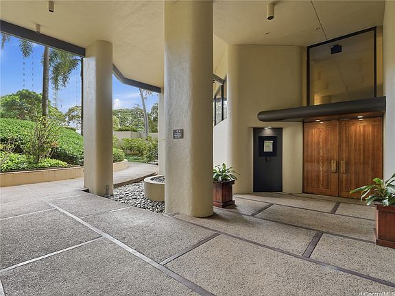 3rd image of 60 N Beretania St APT 3010