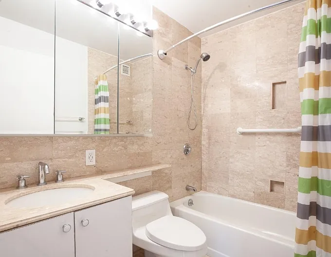 630 1st Ave #16E — Photo 9