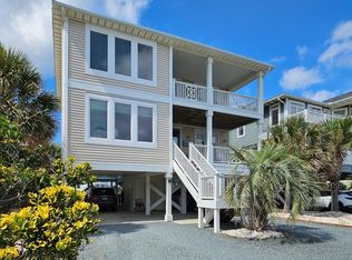 409 E 2nd St, Ocean Isle Beach, NC 28469