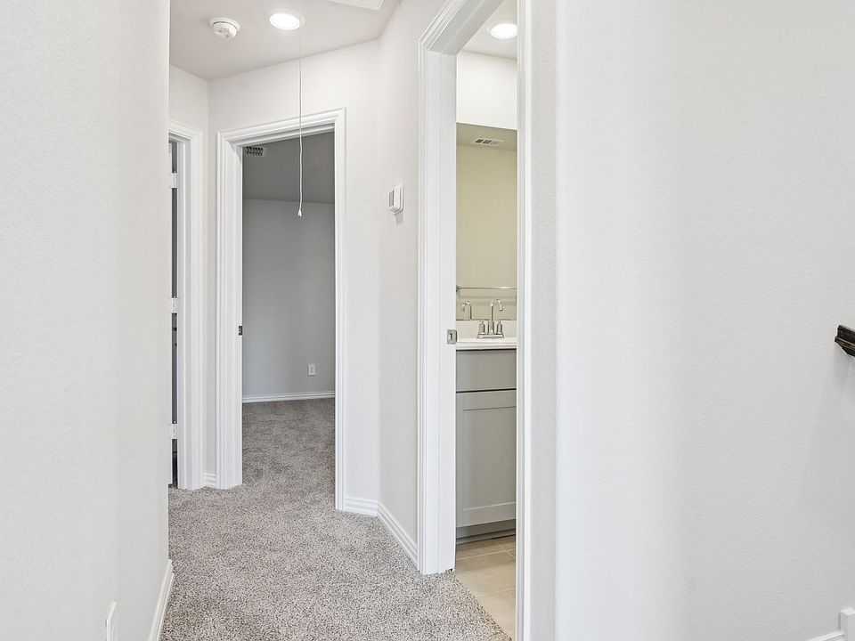 The Durham floorplan with the Elemental 2 interior package.