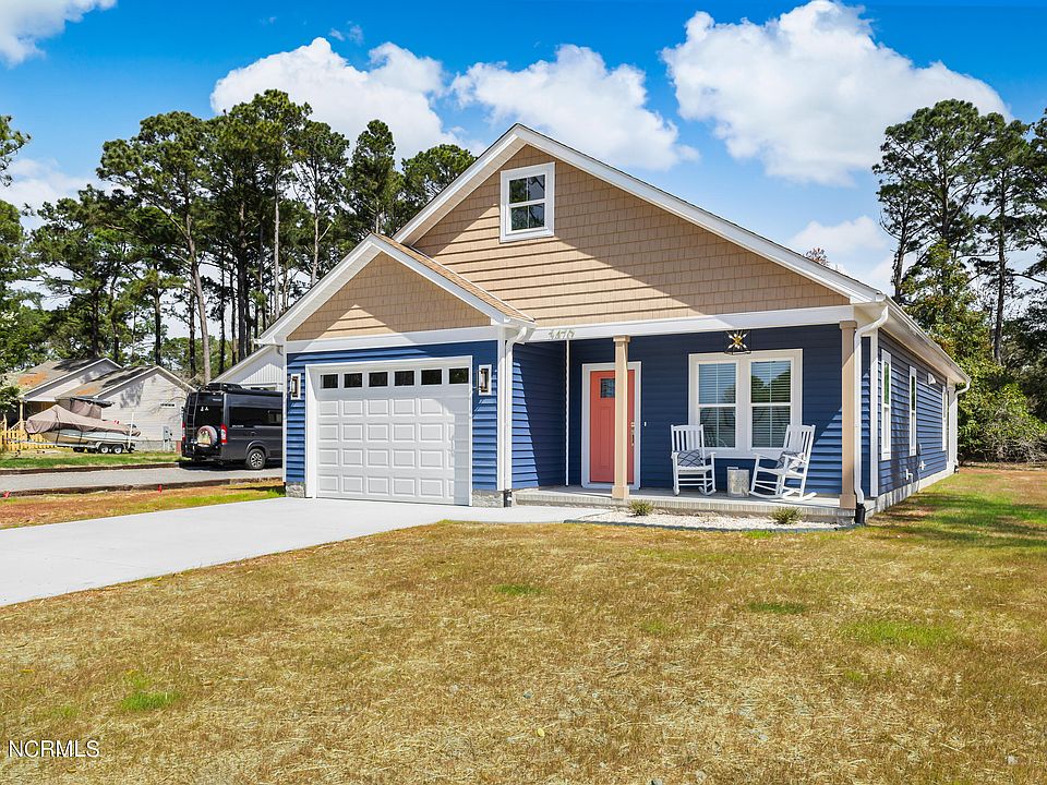 1st image of 3470 Heron Circle SE