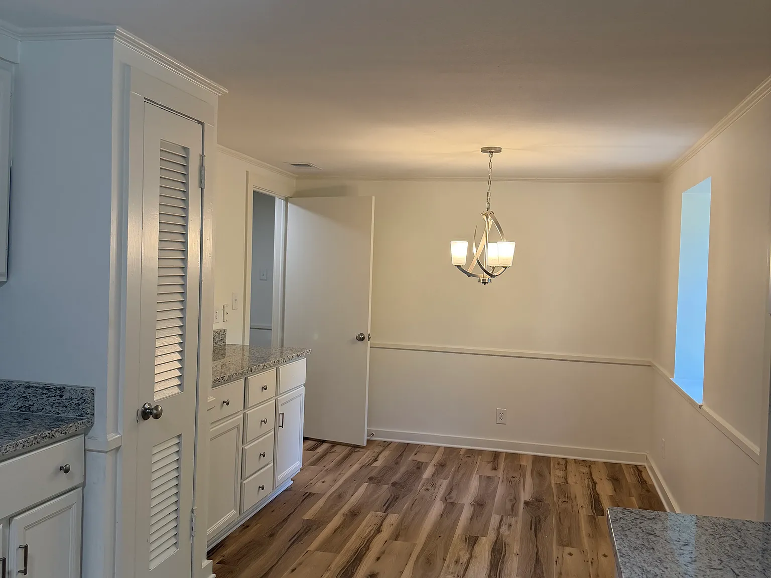 3 bed, 1208 sqft, $1,775 — Photo 3